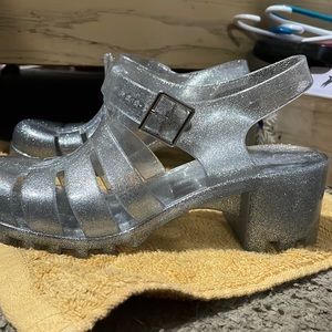 🤍Clear glittery jelly sandals 🤍